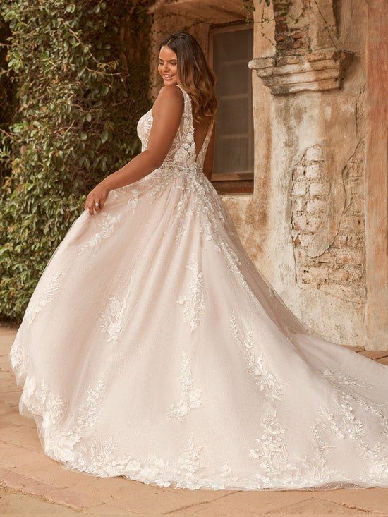 Maggie-Sottero-Albany-Fit-and-Flare-Wedding-Dress-22MK508A01-Alt1-BLS-Curve