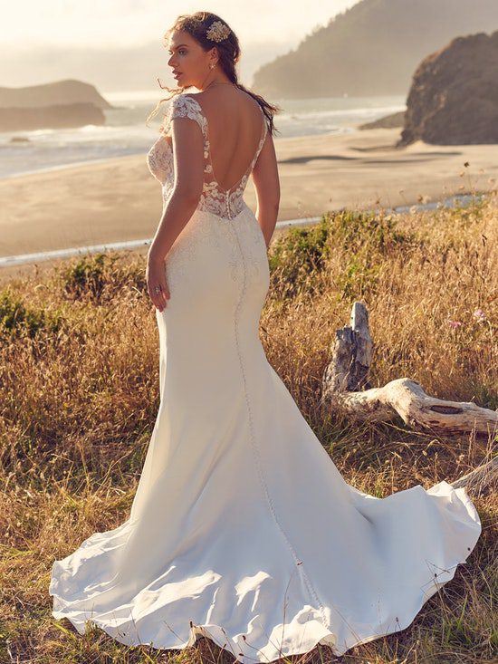 Rebecca-Ingram-Fleur-Sheath-Wedding-Dress-22RK540A01-Alt5-IV