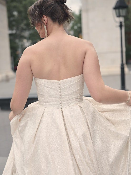 Maggie-Sottero-Anniston-A-Line-Wedding-Dress-23MS040A01-PROMO8-CH-Curve