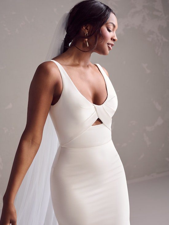 Rebecca-Ingram-Iliana-Fit-and-Flare-Wedding-Dress-24RB152A01-Alt50-AI