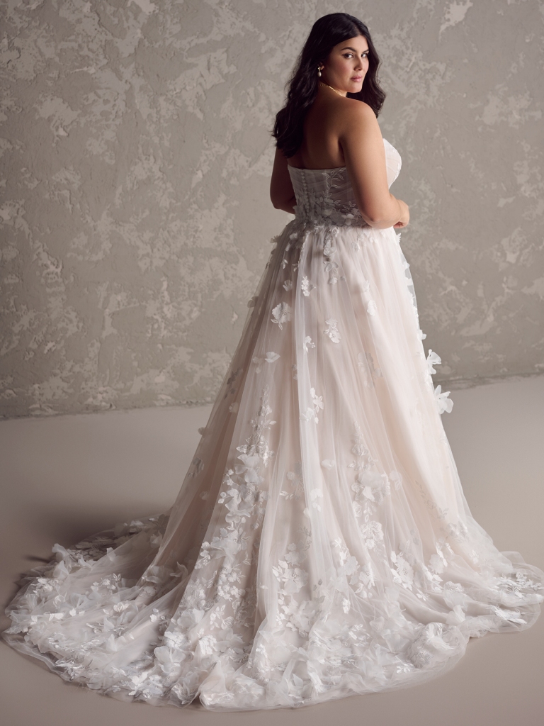 Maggie-Sottero-Laila-A-Line-Wedding-Dress-24MS223A01-Alt56-SBLS-Curve