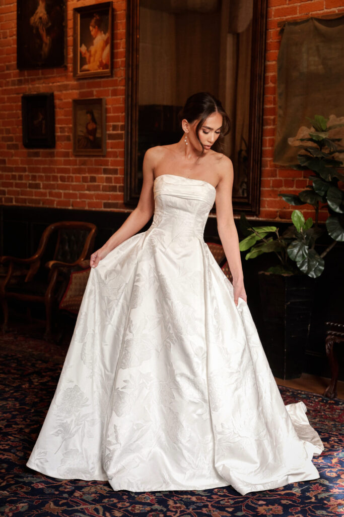 D4304-M25-INF-ESS-08-1280x1920