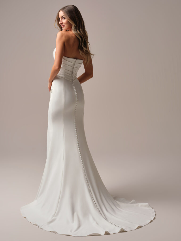 Rebecca-Ingram-Kathleen-Sheath-Wedding-Dress-25RN904A01-Alt54-IV022