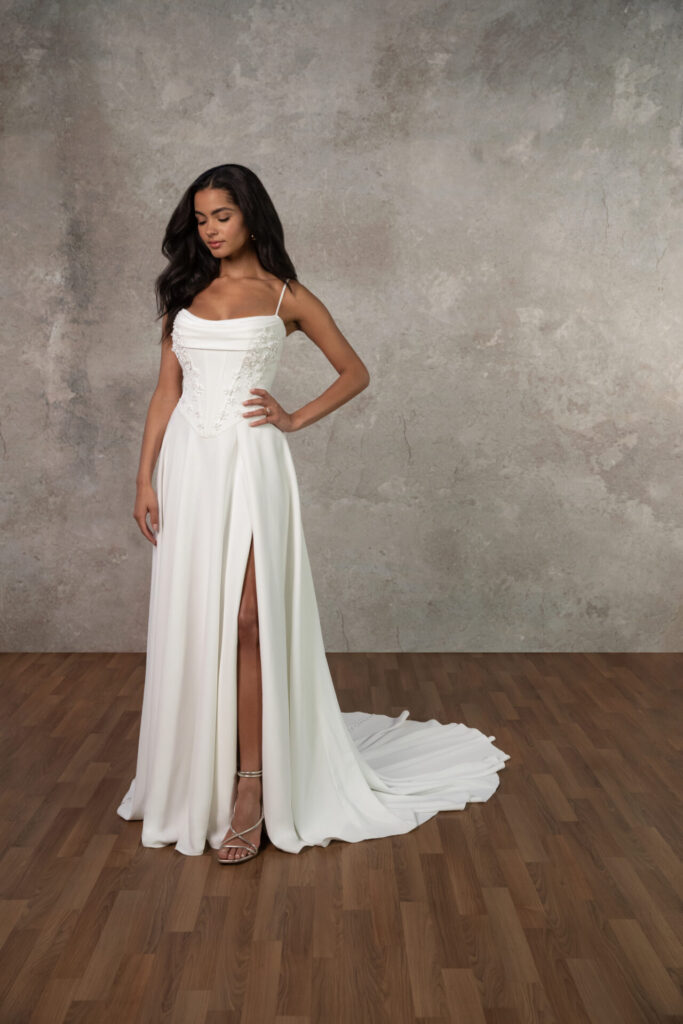 D4312-S25-CAT-ESS-05-1280x1920