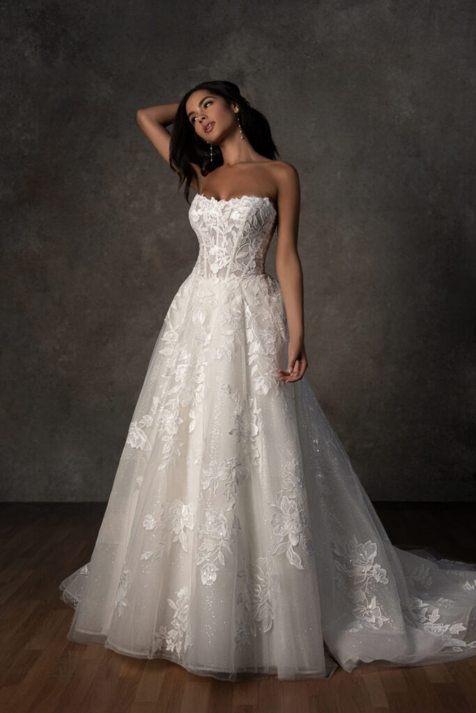 D4403-S25-CAT-ESS-01-1280x1920