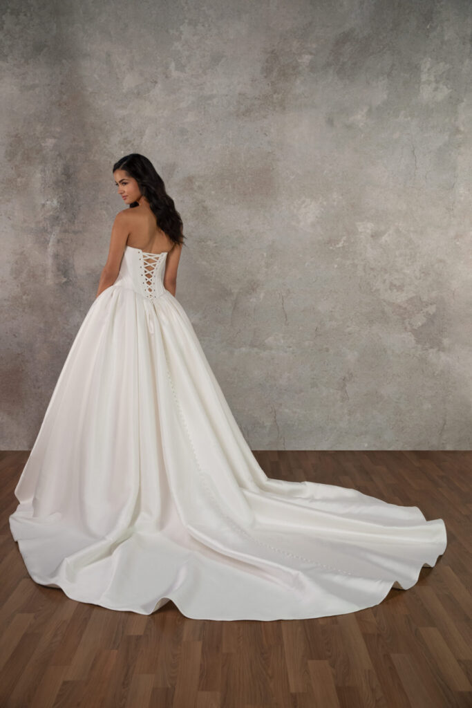 D4410-S25-CAT-ESS-06-1280x1920