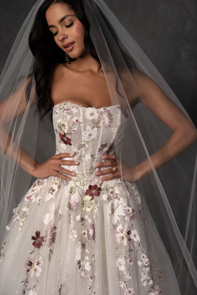 D4482-S25-CAT-ESS-03-1280x1920