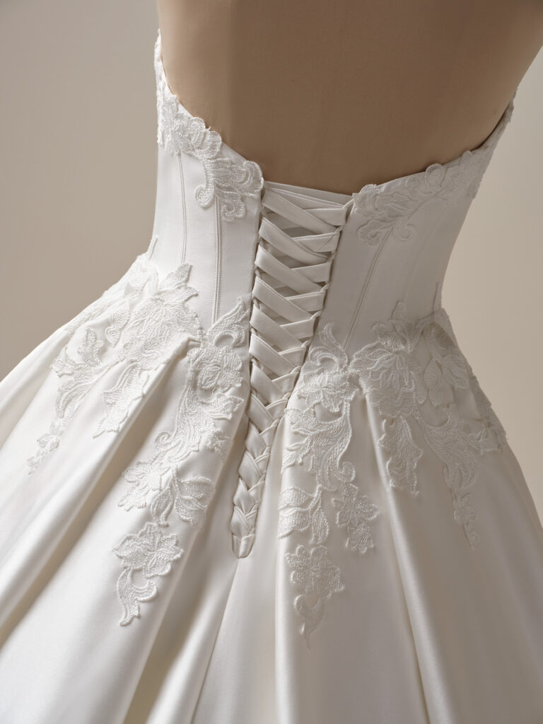 Maggie-Sottero-Serafina-Ballgown-Wedding-Dress-25MS268B01-Alt101-AI