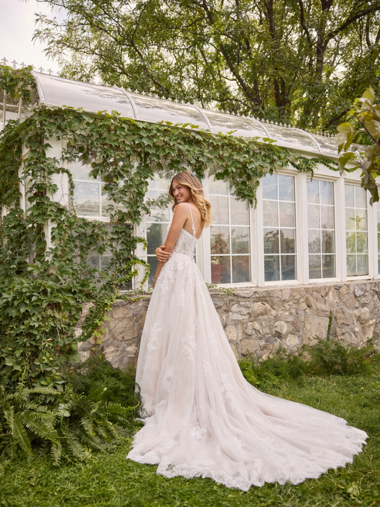 Rebecca-Ingram-Esmeralda-A-line-Wedding-Dress-26RK478A01-PROMO16-IV052