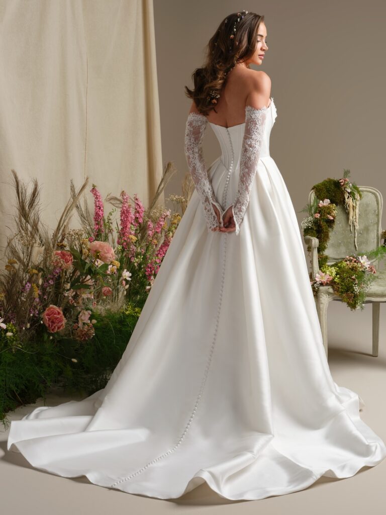Rebecca-Ingram-Zorina-Ballgown-Wedding-Dress-26RN417A01-Alt56-IV001