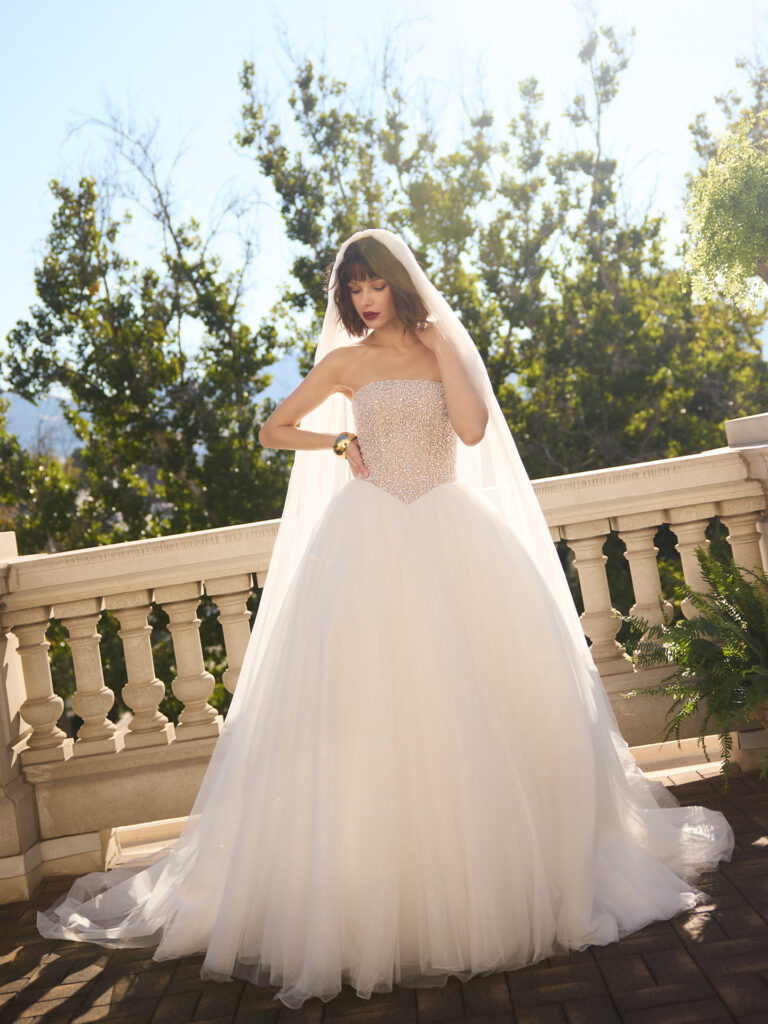 Sottero-and-Midgley-Dmara-Lane-Ballgown-Wedding-Dress-26SS401B01-PROMO15-IV005