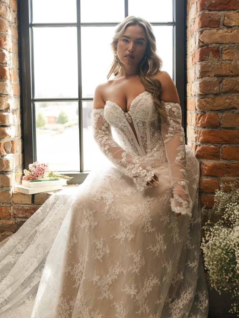 Maggie-Sottero-Lucca-A-line-Wedding-Dress-26MB463A01-PROMO11-IV052-Curve