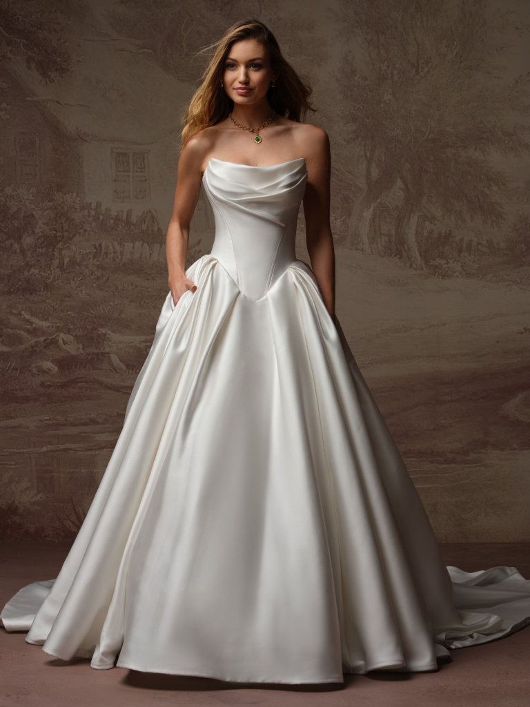 Maggie-Sottero-Fiorita-Ballgown-Wedding-Dress-F6MS207A01-Alt50-IV002