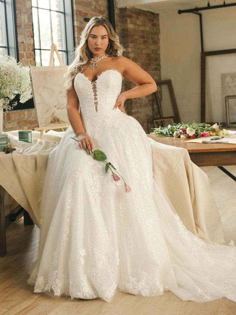 Maggie-Sottero-Jennifer-Ballgown-Wedding-Dress-26MS404A01-PROMO12-IV052-Curve