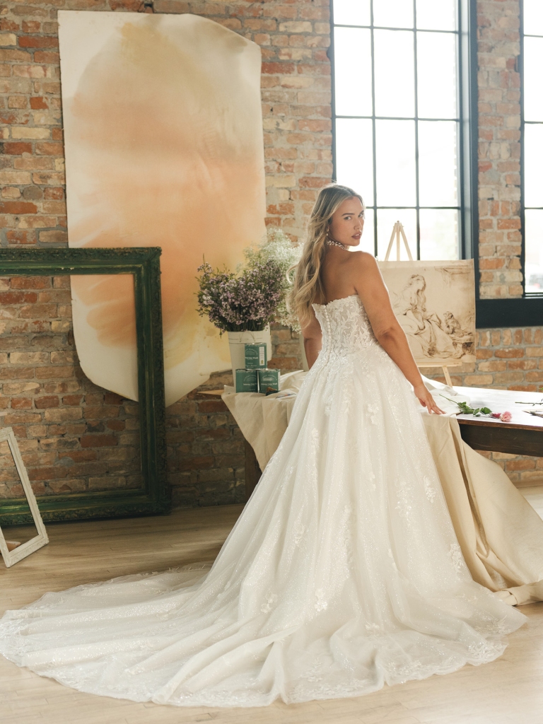 Maggie-Sottero-Jennifer-Ballgown-Wedding-Dress-26MS404A01-PROMO15-IV052-Curve